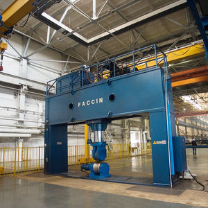 hydraulic press / forming / bending / universal