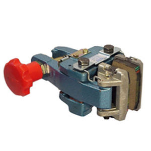 disc brake caliper / release spring / pneumatic clamping