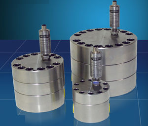 gear flow meter / for liquids / bi-directional