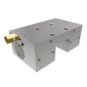 pneumatic clamping element / for profile guide