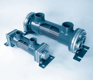 shell and tube heat exchanger / water/oil / industrial
