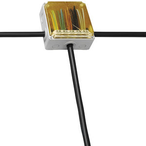 wall-mounted junction box / waterproof / halogen-free / polycarbonate
