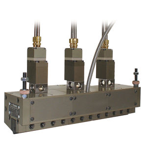 hot-melt adhesive dispensing machine