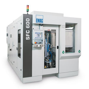 automatic assembly machine / for industrial applications