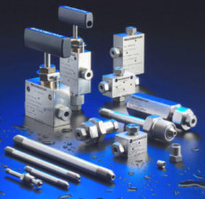 screw-in fitting / straight / hydraulic / stainless steel