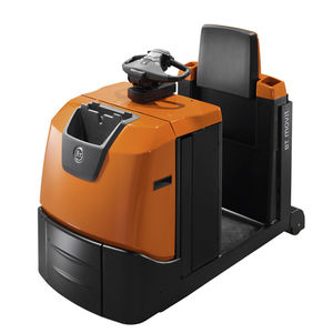 electric tractor / 3-wheel / stand-on / towing