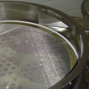 vibrating screener / for bulk materials / for powders / multi-level