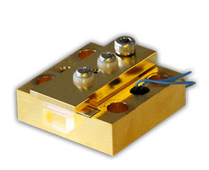 pulsed laser / solid-state / red / semiconductor