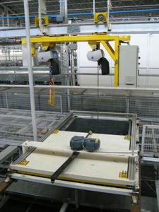loading rail / aluminum / roller / motorized