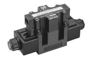 directional solenoid valve / spool / hydraulic / 4-way