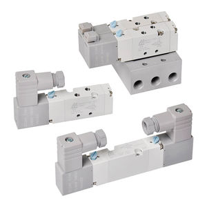 spool pneumatic directional control valve / solenoid-operated / 5/2-way