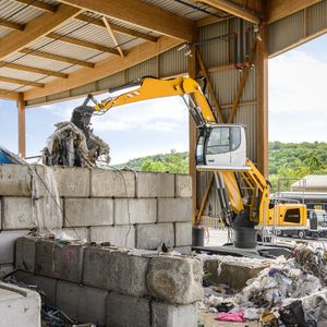 crawler material handler / electric