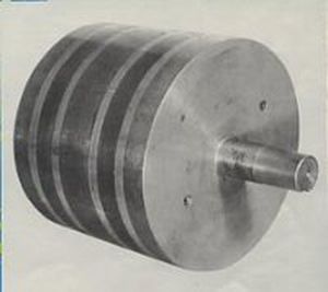 magnetic conveyor roller