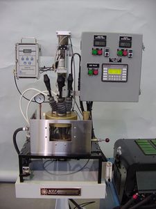 melting furnace / chamber / electric / crystal growth