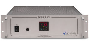 digital temperature controller / PID / thermoelectric / industrial