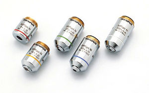 plan achromatic objective lens