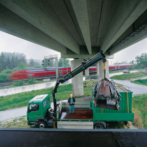 truck-mounted crane / boom / folding / construction