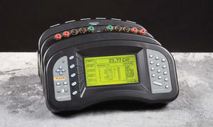 RTD thermometer / digital / portable / precision