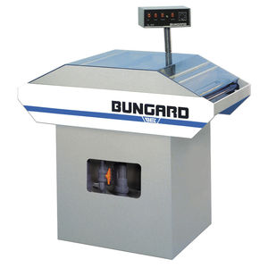 PCB etching device