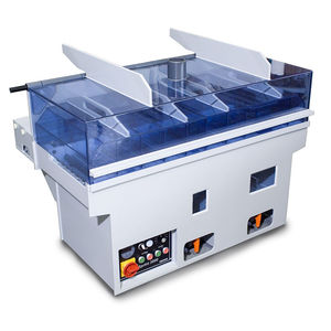 PCB etching device