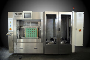 photosensitive resin coating machine / for PCB