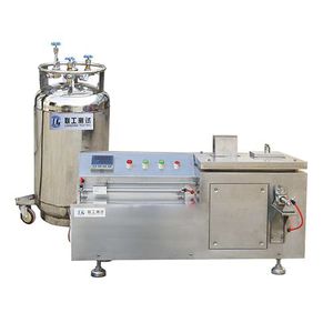 temperature test chamber / with temperature and climatic control / low-temperature / UV