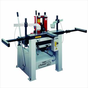 universal boring machine / for wood