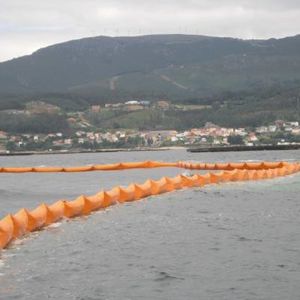 self-inflating anti-pollution boom / rigid / mini
