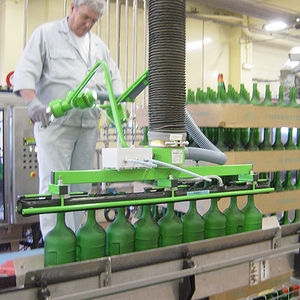 pneumatic manipulator / with gripping tool / handling / for bottles