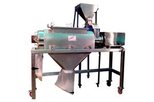 rotary screener / for bulk materials / for the food industry / for pharmaceutical applications