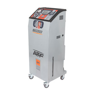 cleaning machine for automotive applications / re-oiling / mobile