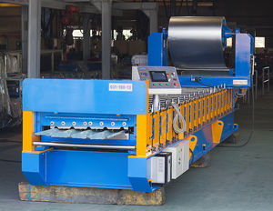 roof panel roll forming machine / automatic / PLC-controlled