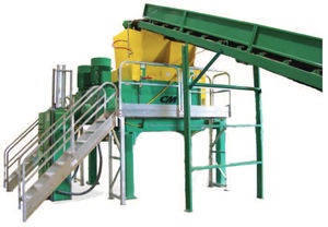 double-shaft shredder / for tires