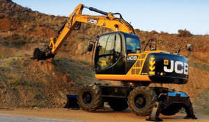 medium boom excavator / rubber-tired / diesel / Tier 4 - intermediate