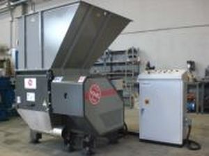 single-shaft shredder / tire / wood / paper