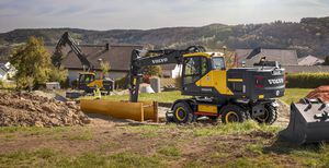 medium excavator / wheeled / diesel / construction