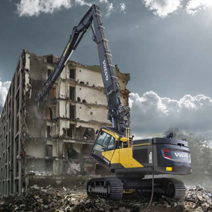 large excavator / demolition / crawler / diesel