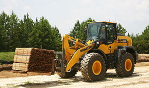 wheeled loader / low fuel consumption / for construction