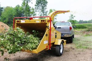 fixed wood chipper