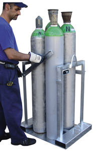 workshop cabinet / floor-mounted / steel / for gas bottles