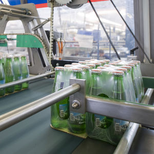 fully automatic shrink wrapping machine / for bottles / beverage / for heat-shrink films
