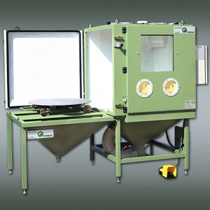 suction blast cabinet