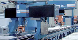 CNC cutting machine / for composite materials / ultrasonic / for aeronautical applications