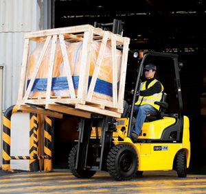 diesel engine forklift / ride-on / counterbalanced / handling