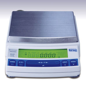 precision scales / with LCD display
