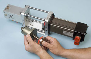 adhesive dispensing system / for the automotive industry / proportional / robotic