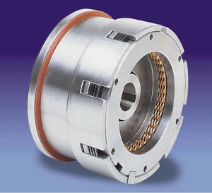 multiple-disc clutch / spring / electromagnetic
