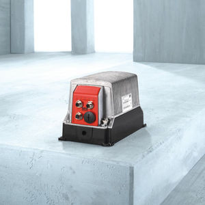 digital frequency inverter / with housing / decentralized