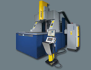 die sinking electrical discharge machine / CNC