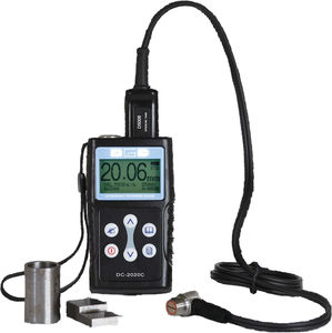 digital display thickness gauge / ultrasonic / handheld
